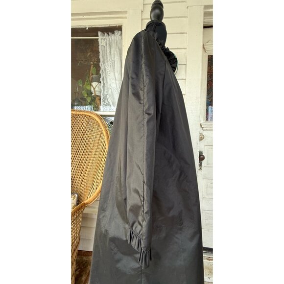 Vintage 70's The Totes Nylon Rain Coat Black Ruffled Collar Sleeves Gothic Size - Picture 8 of 16